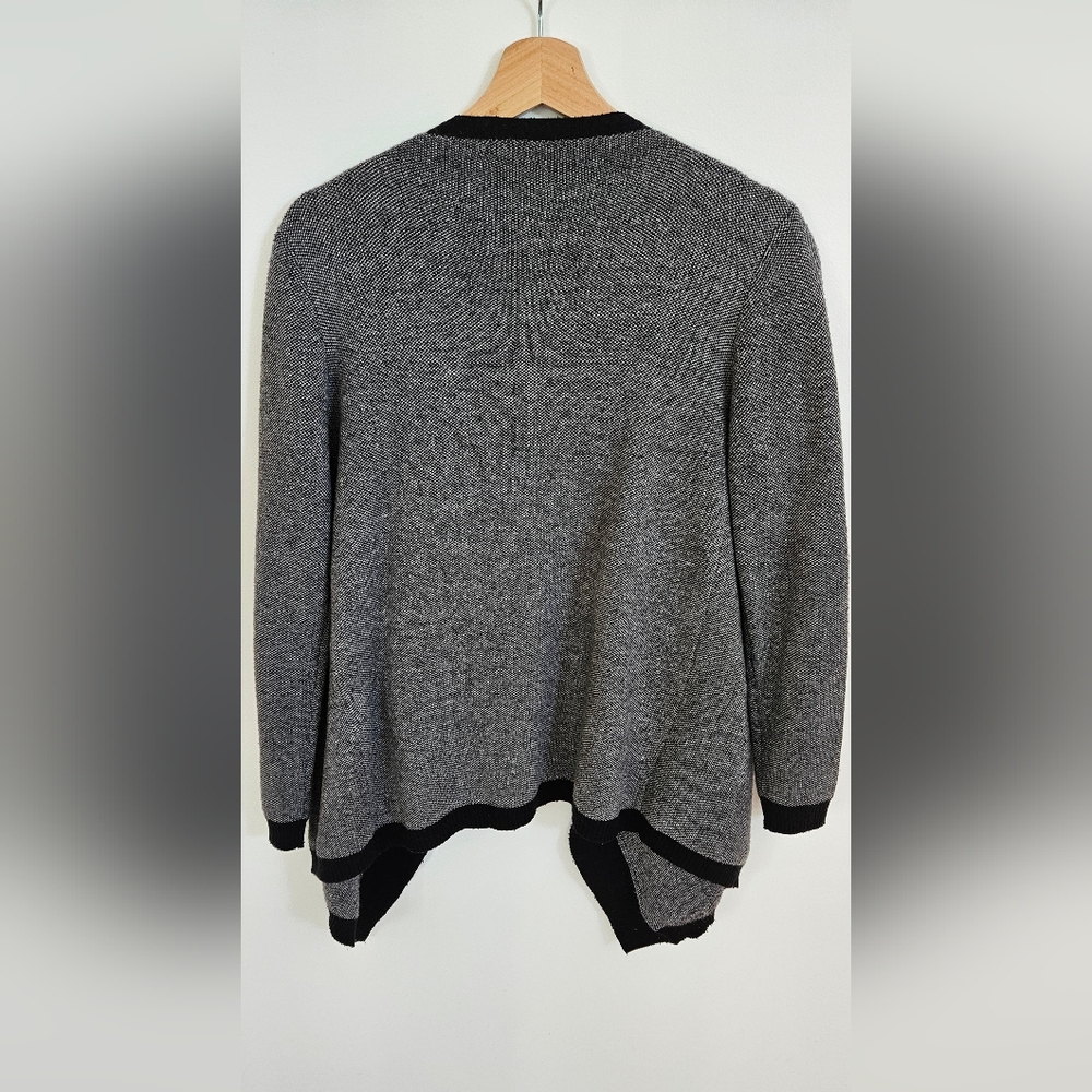 Open front sweater - Picture 2 of 4